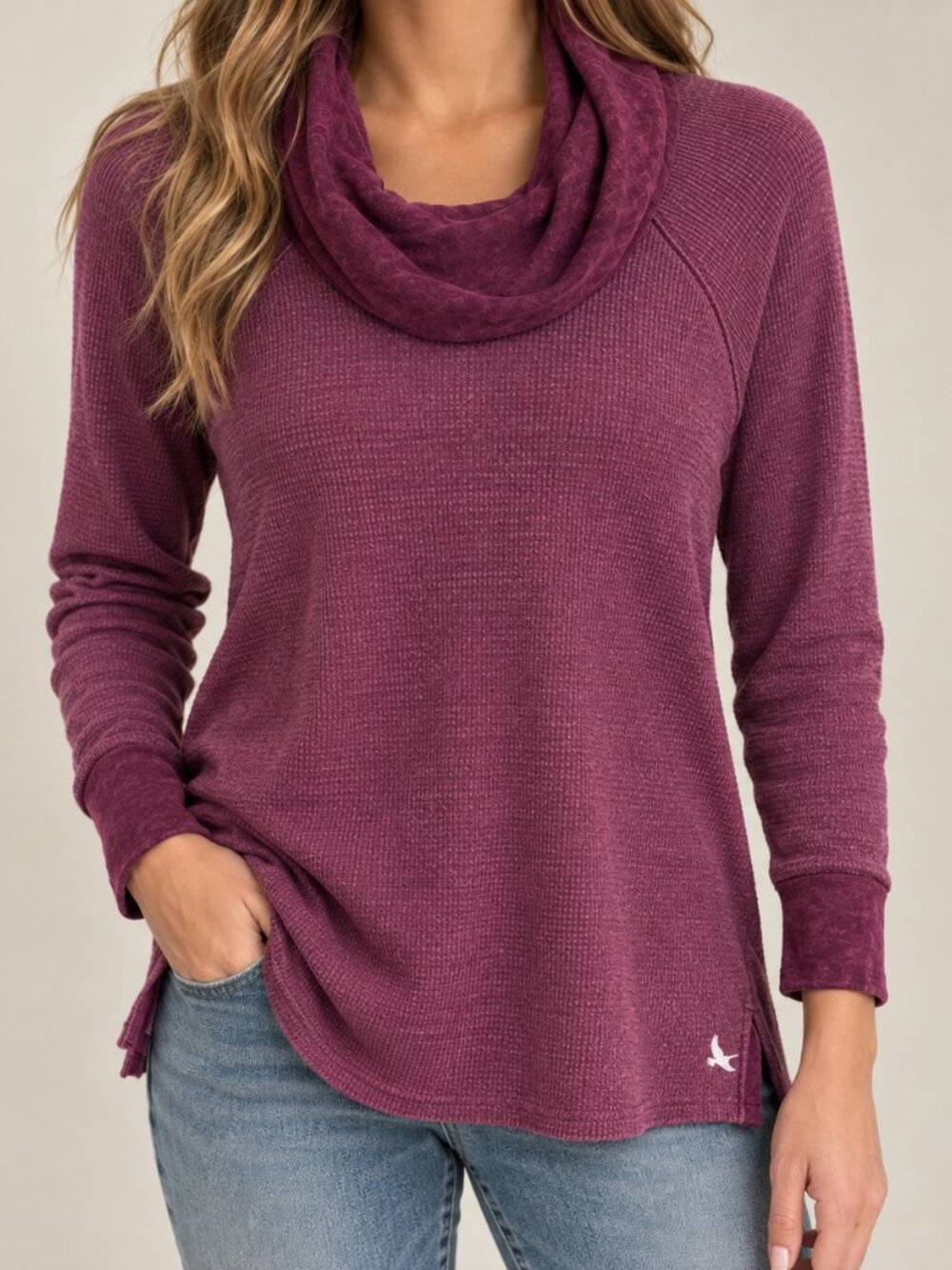 Eddie Bauer Women's Red Plum Thermal Cozy Waffle Knit Cowl Neck Top M Outdoors